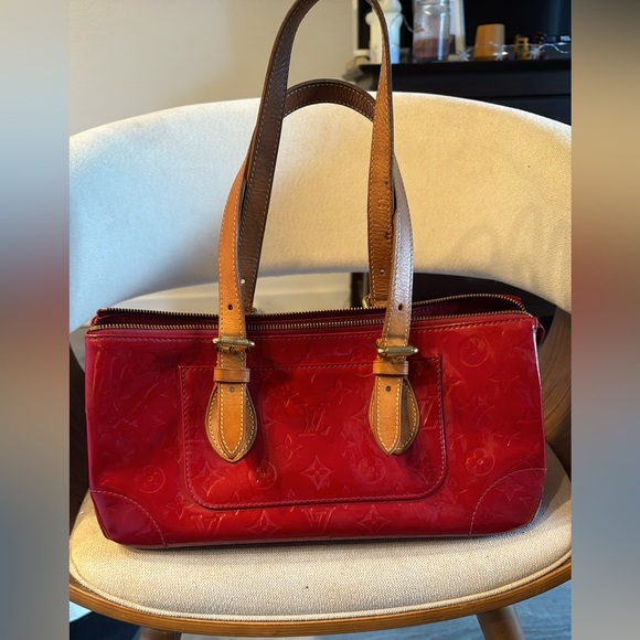 😊😊🔥 Tonight at 7:30pm EST. LV on SALE!!!new pieces and big price drops!🔥🔥🔥 - Picture 4 of 6